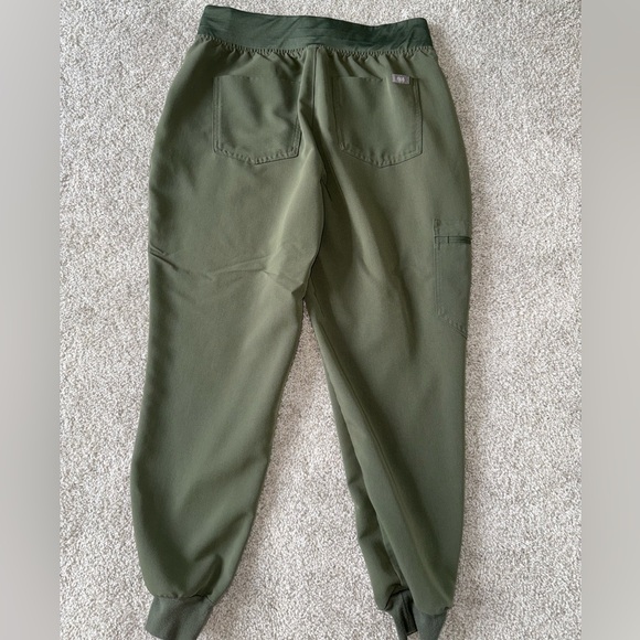 Figs Moss Scrub Set - Picture 6 of 6